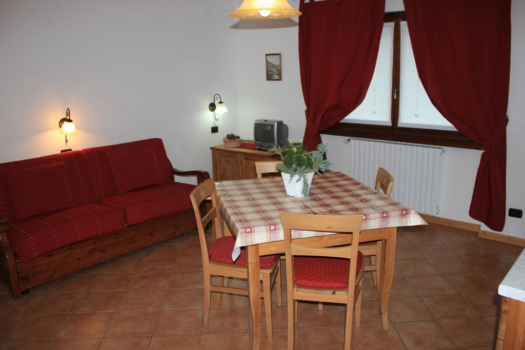 Chalet Alberti Bormio Exterior photo